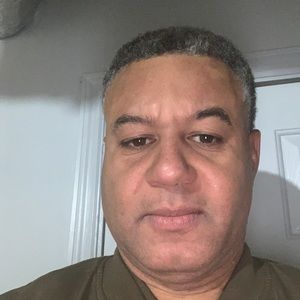 Meet your Posher, Clive